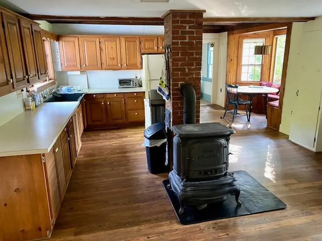 186 Bridgton Road Sebago ME 04029