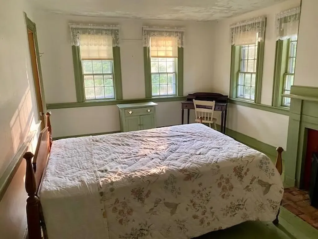 186 Bridgton Road Sebago ME 04029