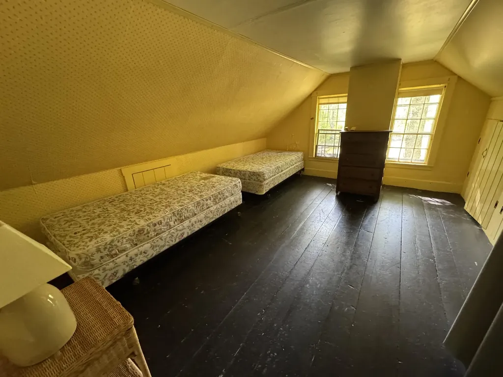 186 Bridgton Road Sebago ME 04029