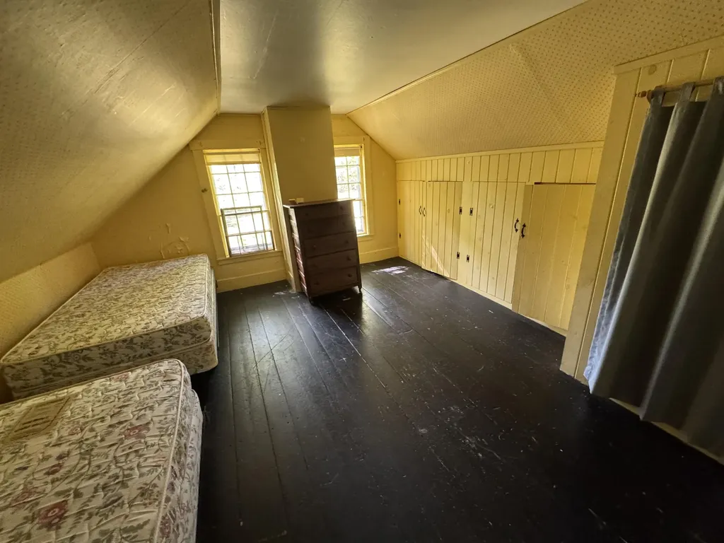 186 Bridgton Road Sebago ME 04029