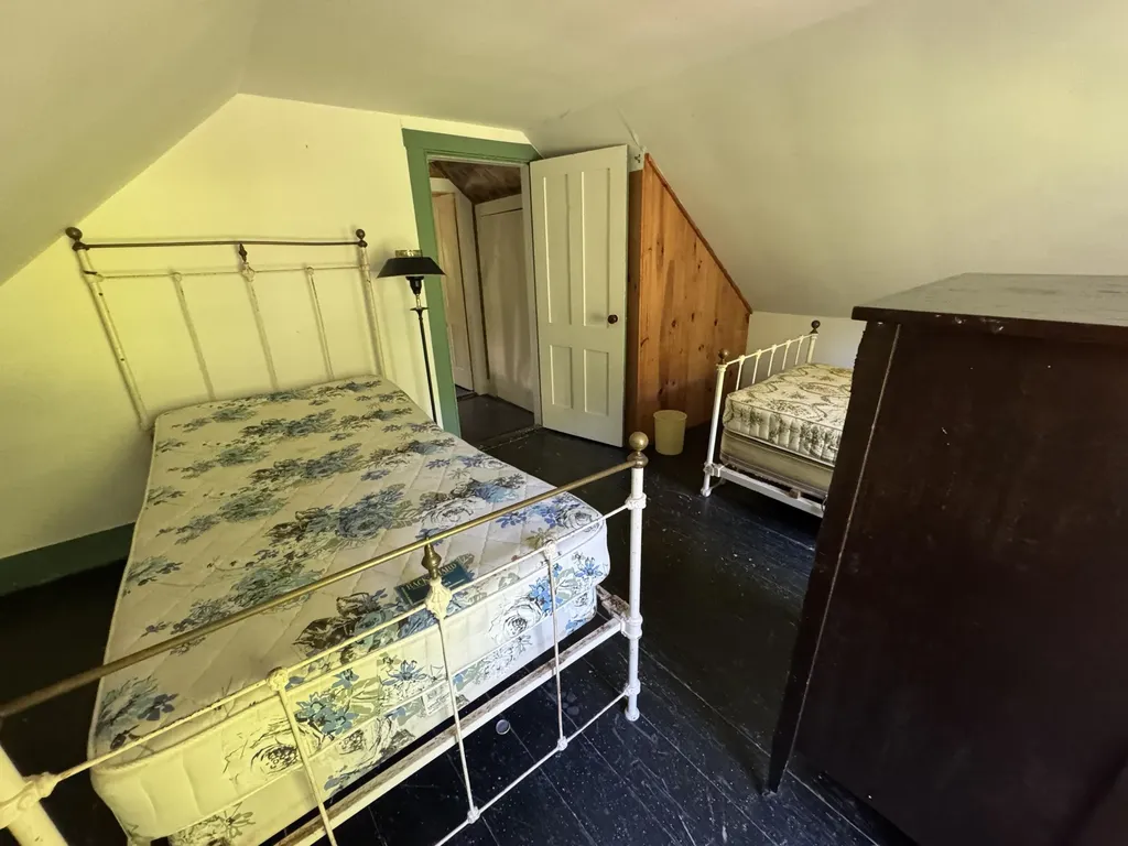 186 Bridgton Road Sebago ME 04029