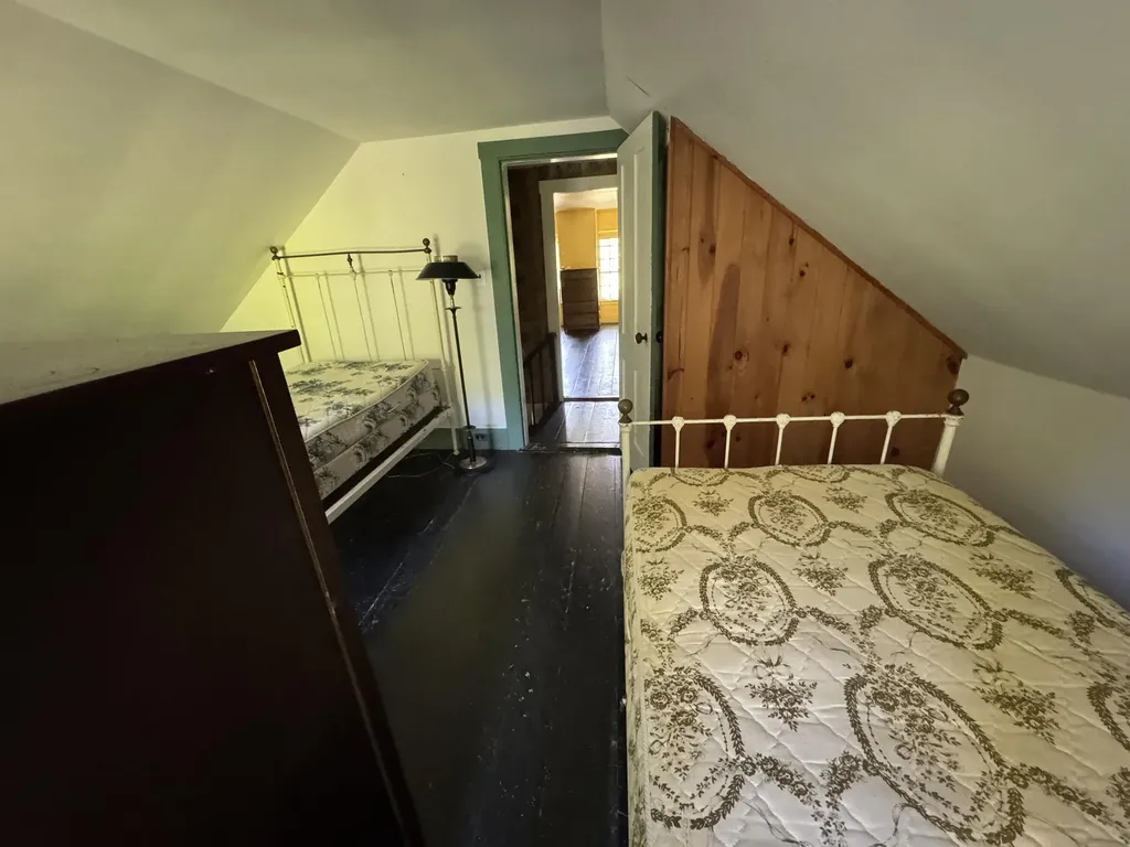 186 Bridgton Road Sebago ME 04029