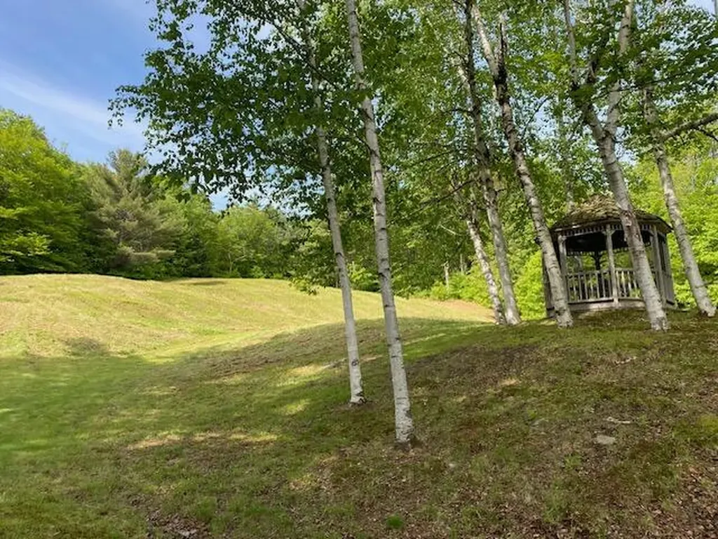 186 Bridgton Road Sebago ME 04029