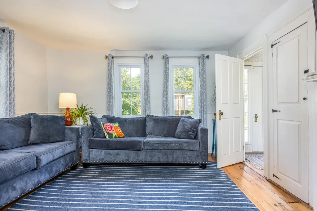 218 Main Street Freeport ME 04032