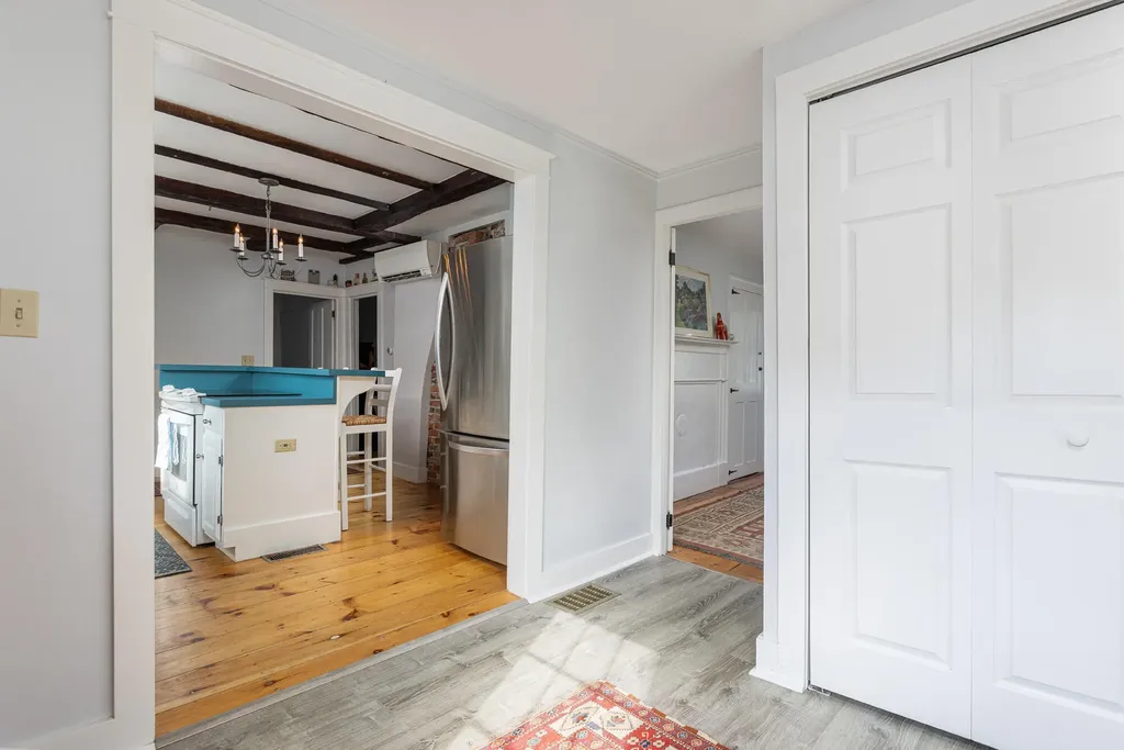 218 Main Street Freeport ME 04032