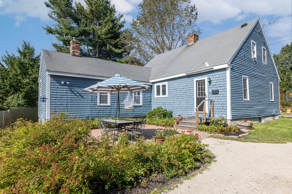 218 Main Street Freeport ME 04032