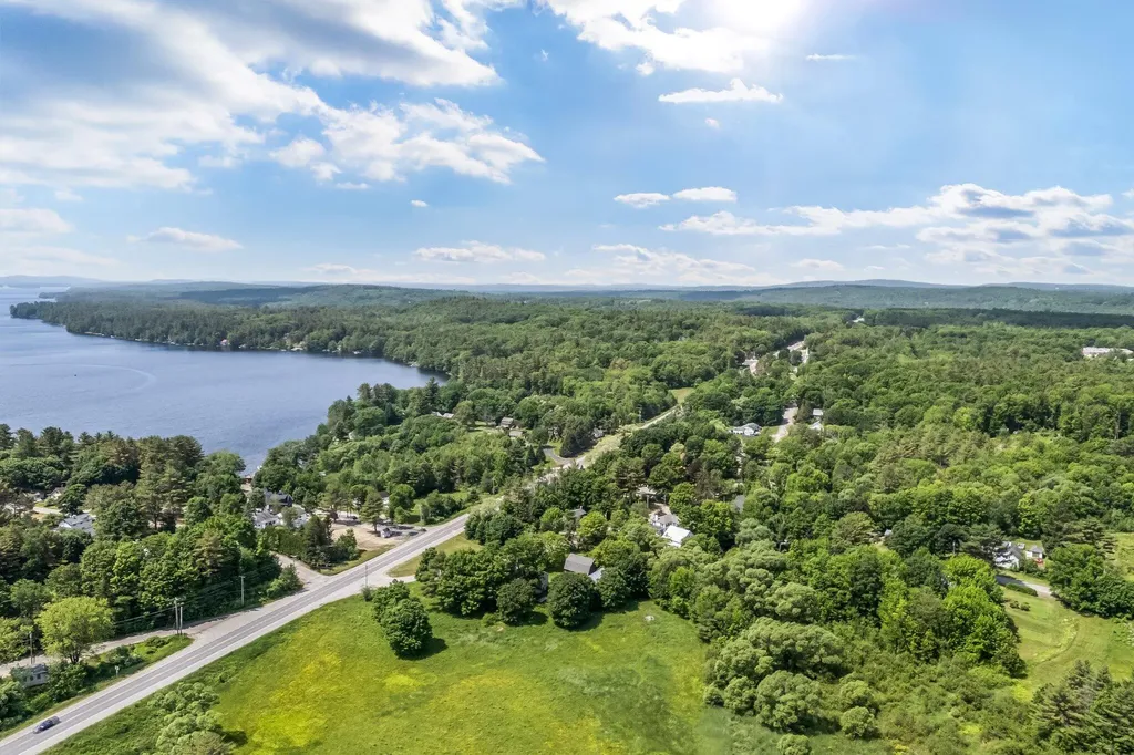 16 Old Village Road Winthrop ME 04364