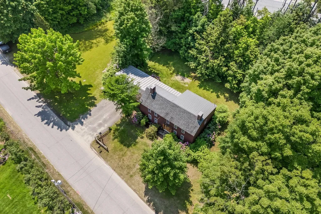 16 Old Village Road Winthrop ME 04364