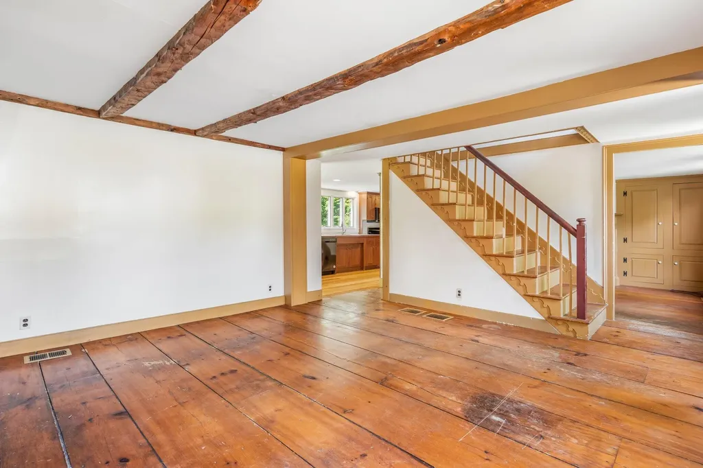 16 Old Village Road Winthrop ME 04364