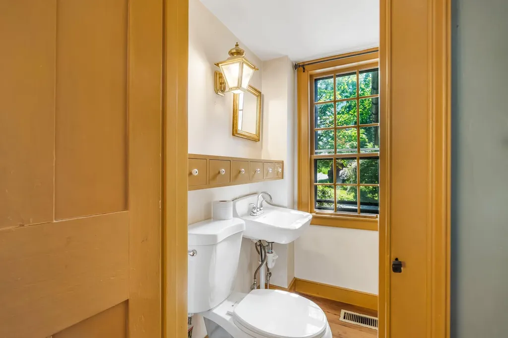 16 Old Village Road Winthrop ME 04364