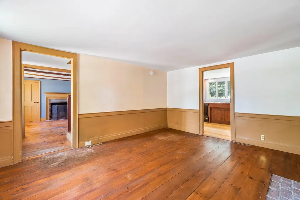 16 Old Village Road Winthrop ME 04364