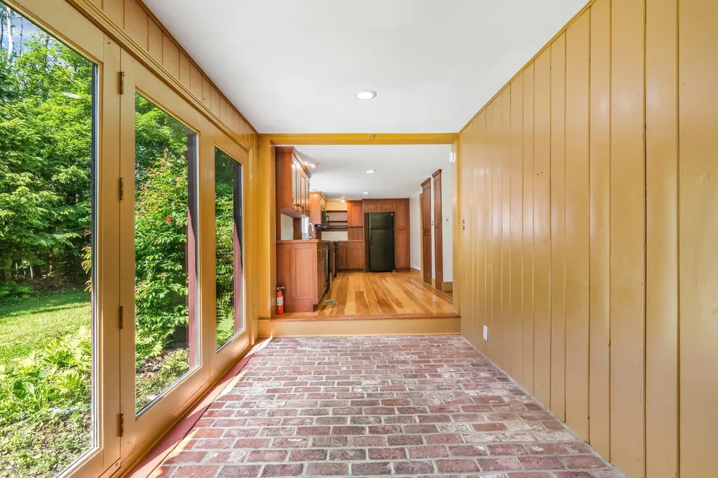 16 Old Village Road Winthrop ME 04364