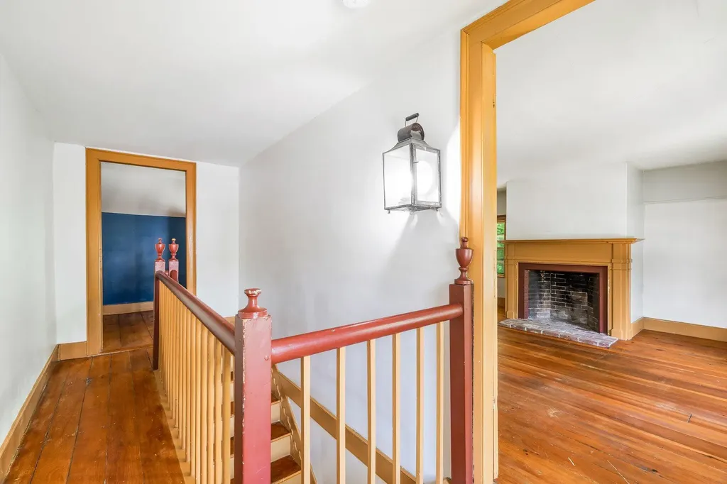 16 Old Village Road Winthrop ME 04364