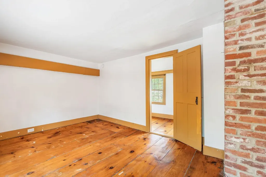 16 Old Village Road Winthrop ME 04364