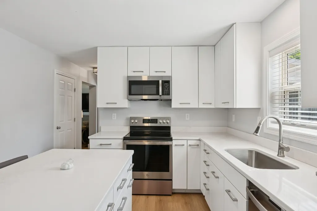 34 Thompson Road Kennebunk ME 04043