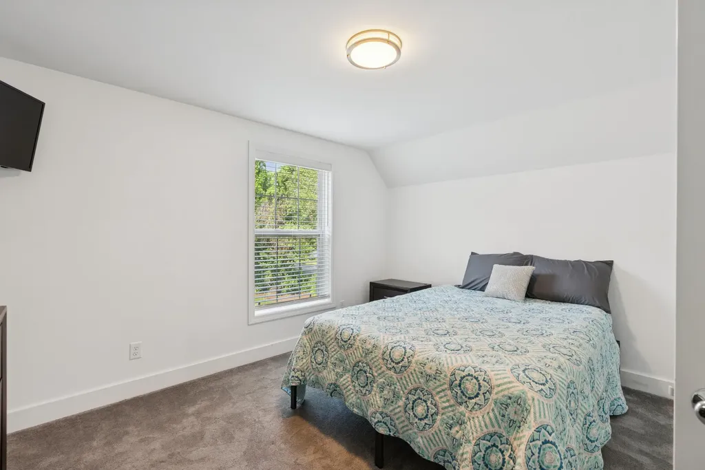 34 Thompson Road Kennebunk ME 04043