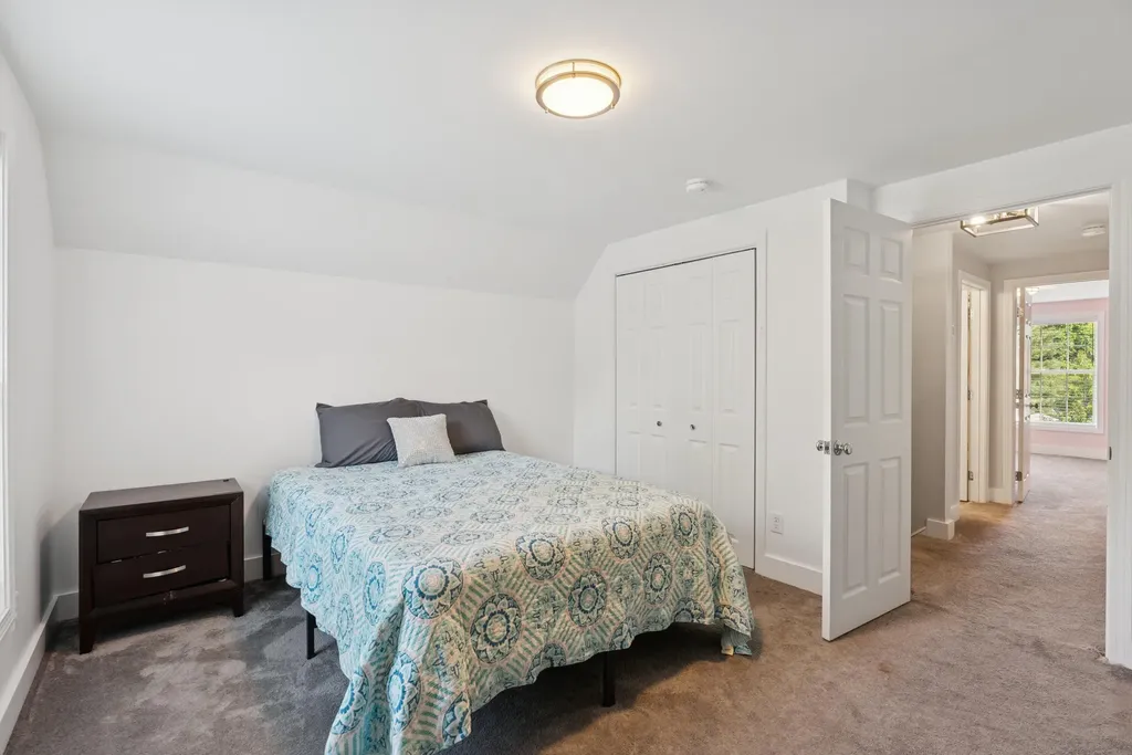 34 Thompson Road Kennebunk ME 04043