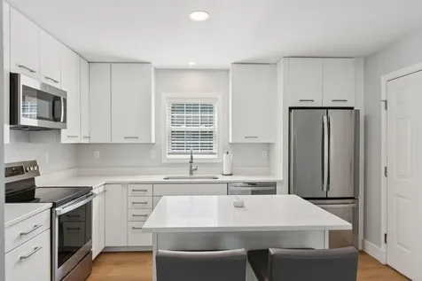 34 Thompson Road Kennebunk ME 04043