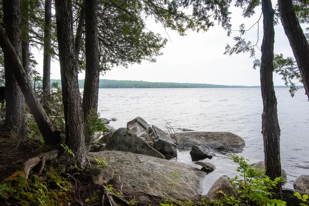 3 Salmon Point Lane Enfield ME 04493