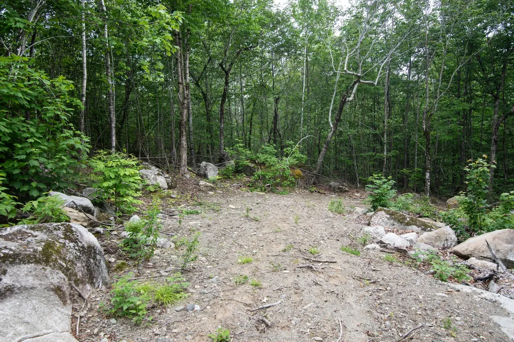 3 Salmon Point Lane Enfield ME 04493