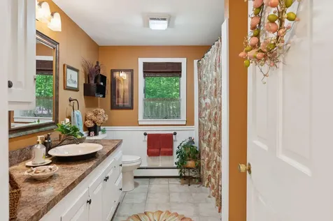 47 Perimeter Avenue Standish ME 04084
