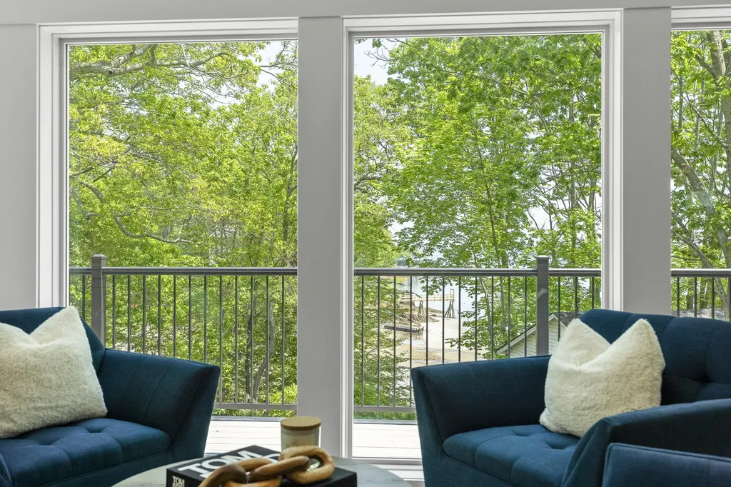 24 Amerescoggin Road Falmouth ME 04105