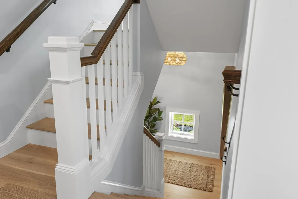 24 Amerescoggin Road Falmouth ME 04105