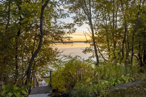 24 Amerescoggin Road Falmouth ME 04105