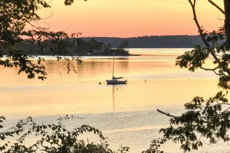 24 Amerescoggin Road Falmouth ME 04105