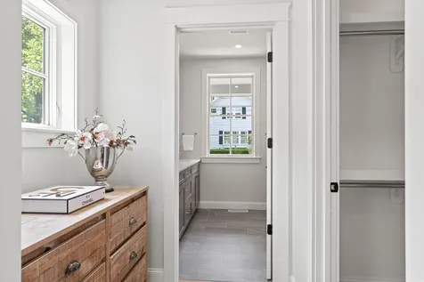 24 Amerescoggin Road Falmouth ME 04105