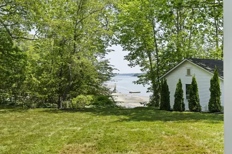 24 Amerescoggin Road Falmouth ME 04105