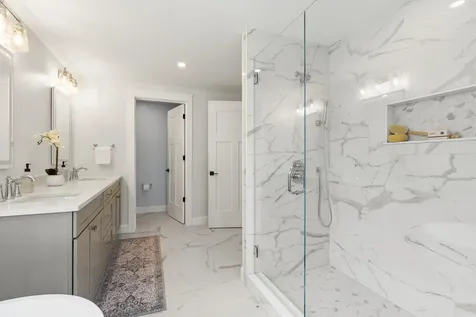 24 Amerescoggin Road Falmouth ME 04105