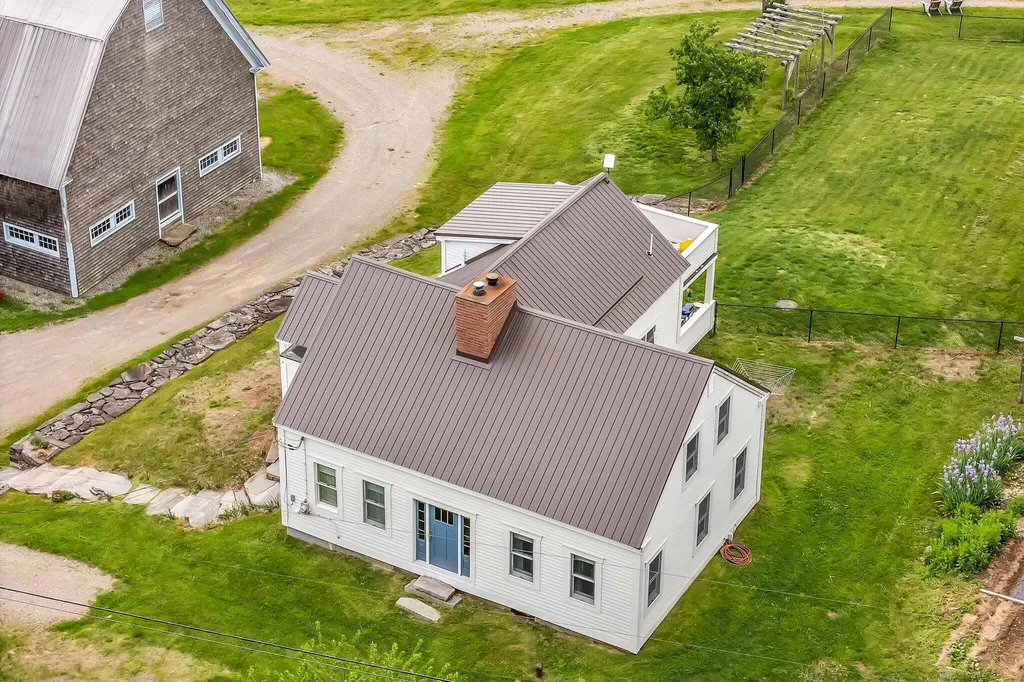 661 Veterans Highway Brooks ME 04921