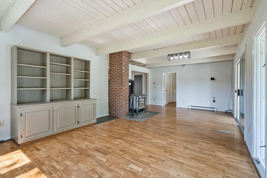 230 Capisic Street Portland ME 04102