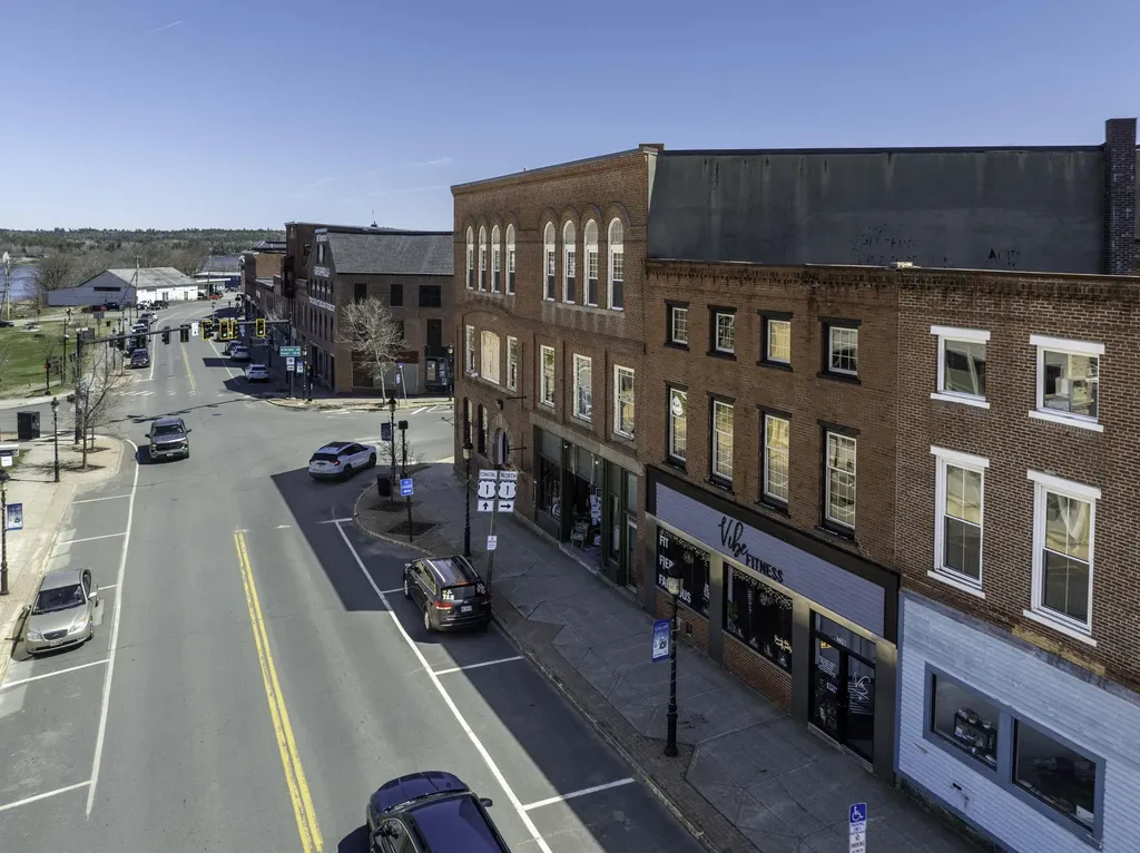 339 Main Street Calais ME 04619