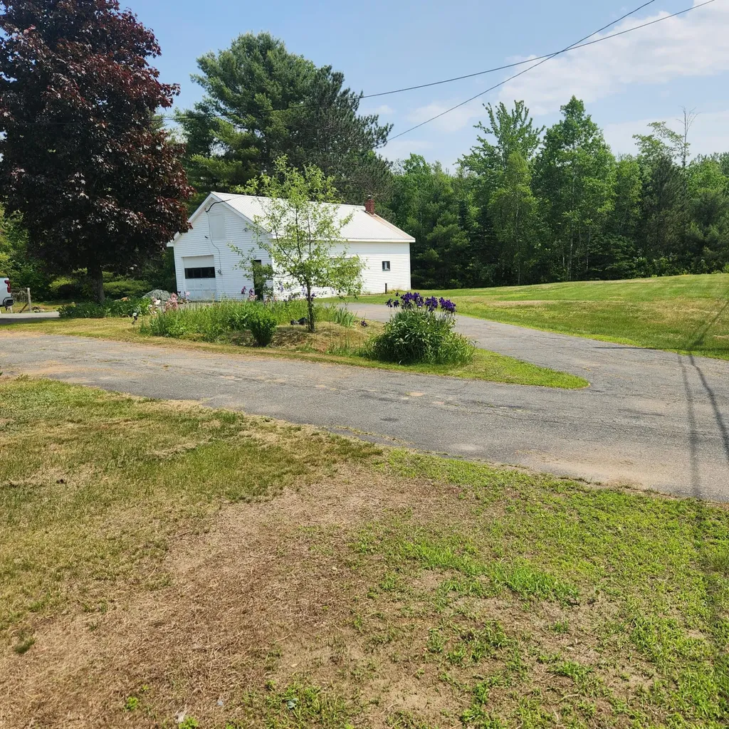 485 Main Road Passadumkeag ME 04475