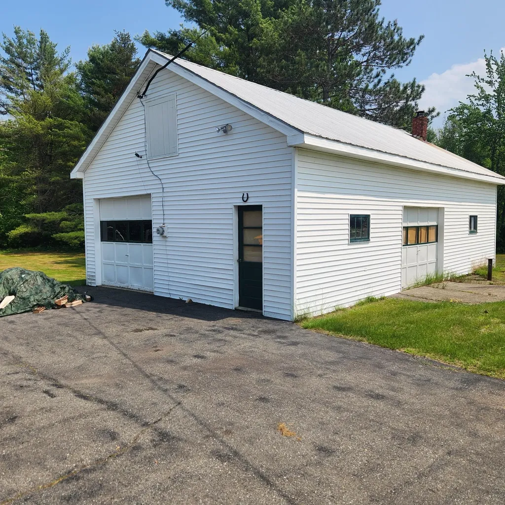 485 Main Road Passadumkeag ME 04475