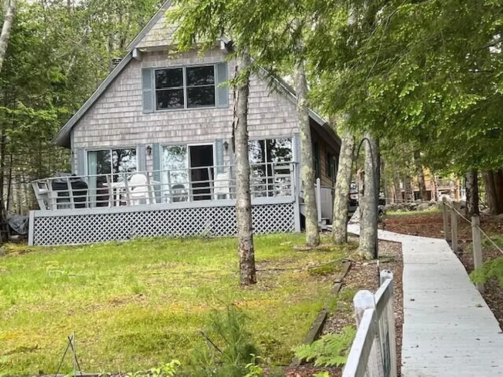 166 Ridge Road Frye Island ME 04071