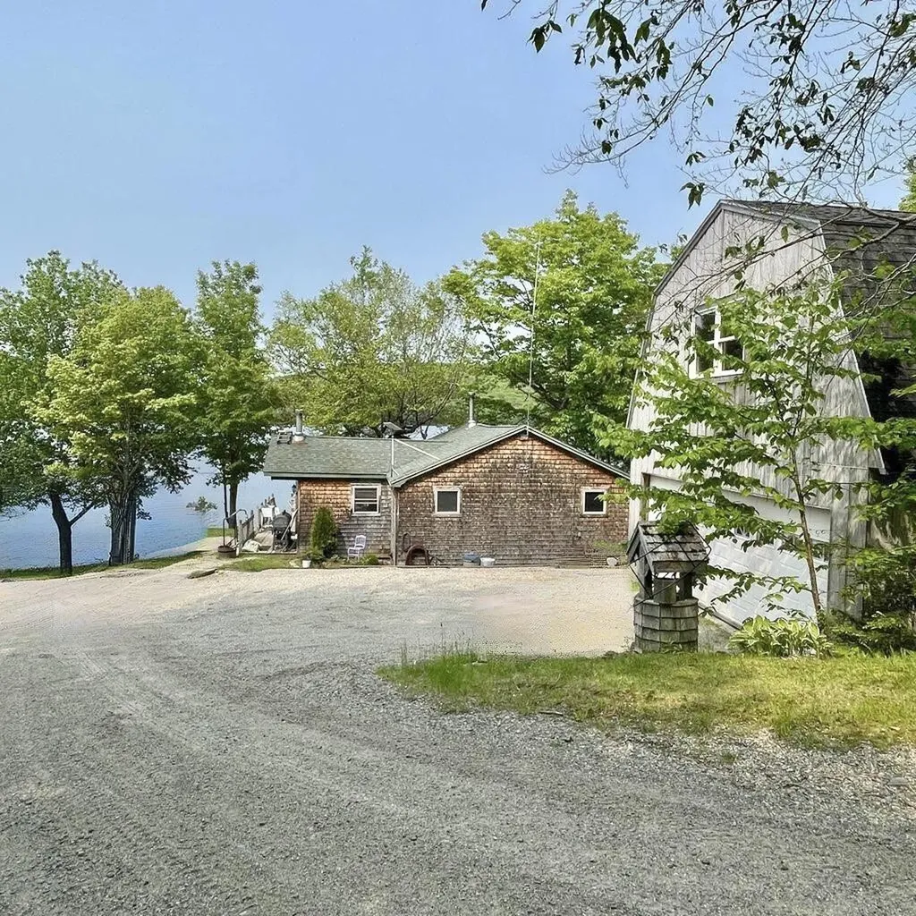 213 Spring River Lake T10 Sd ME 04622