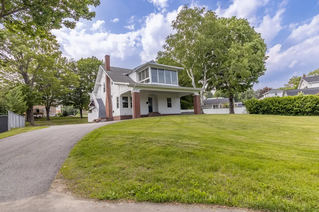 3 Dion Street Lewiston ME 04240