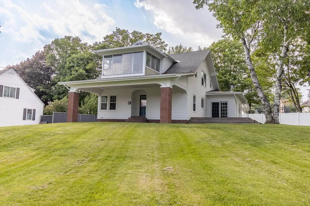 3 Dion Street Lewiston ME 04240