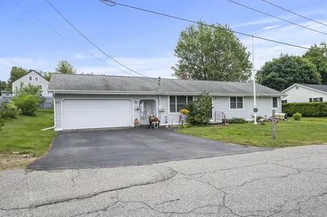 2 Laase Avenue Lewiston ME 04240
