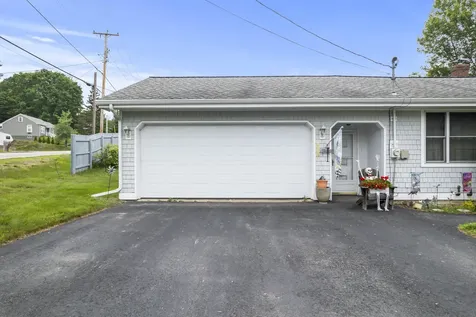 2 Laase Avenue Lewiston ME 04240