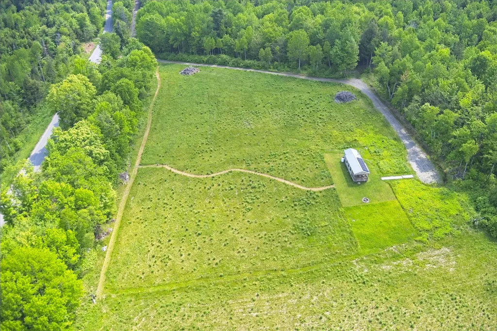 1535 Bailey Road Knox ME 04986