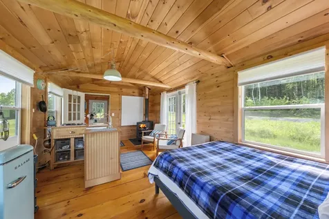 1535 Bailey Road Knox ME 04986