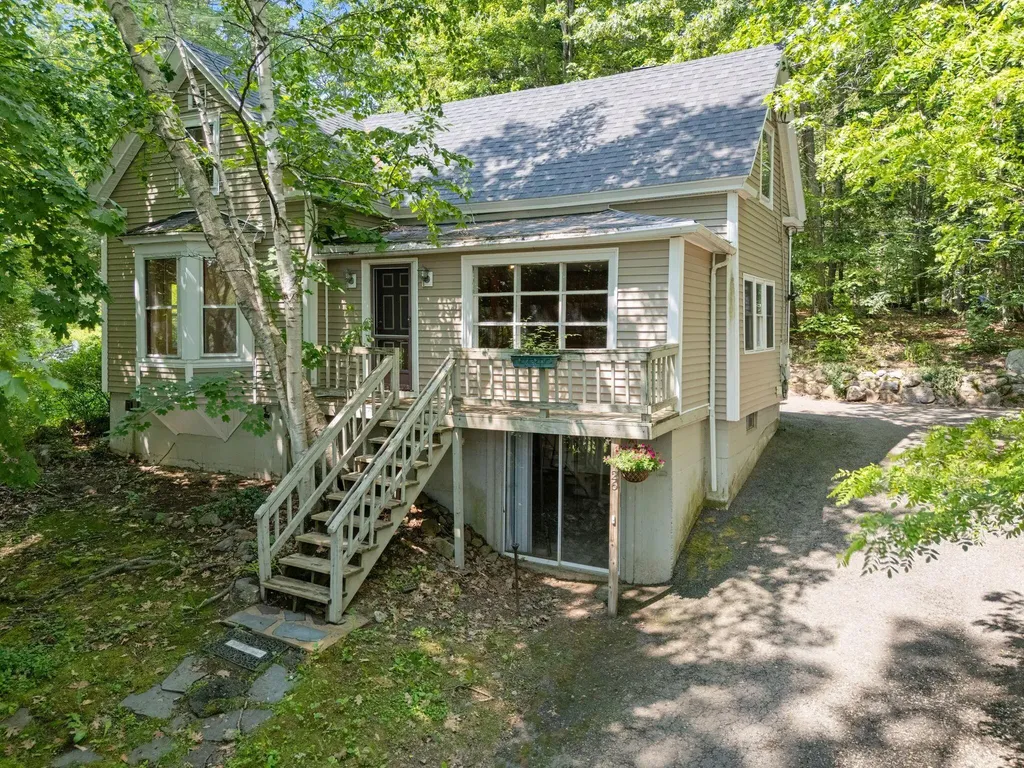 26 Hanson's Ridge Road Sanford ME 04073
