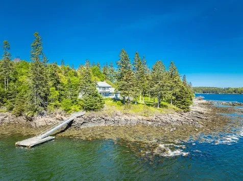 250 Davis Point Road Cushing ME 04563
