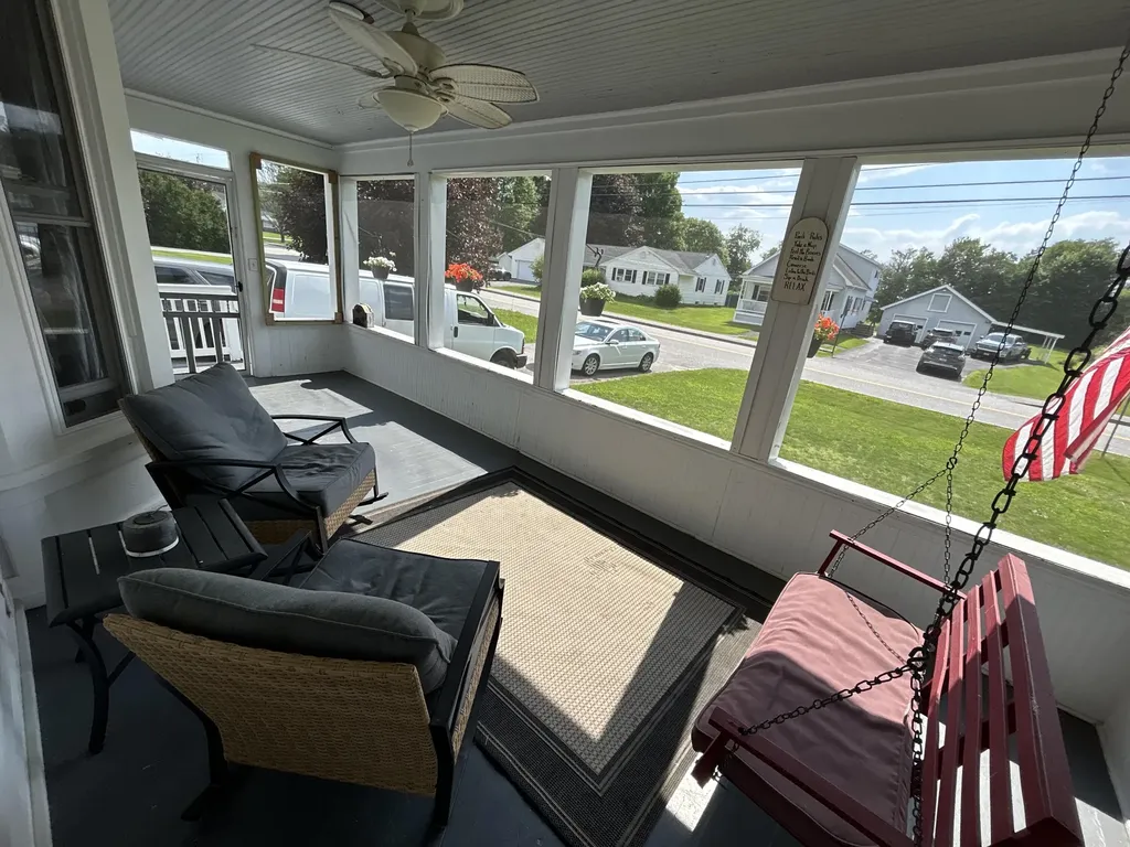 154 Cook Street Auburn ME 04210