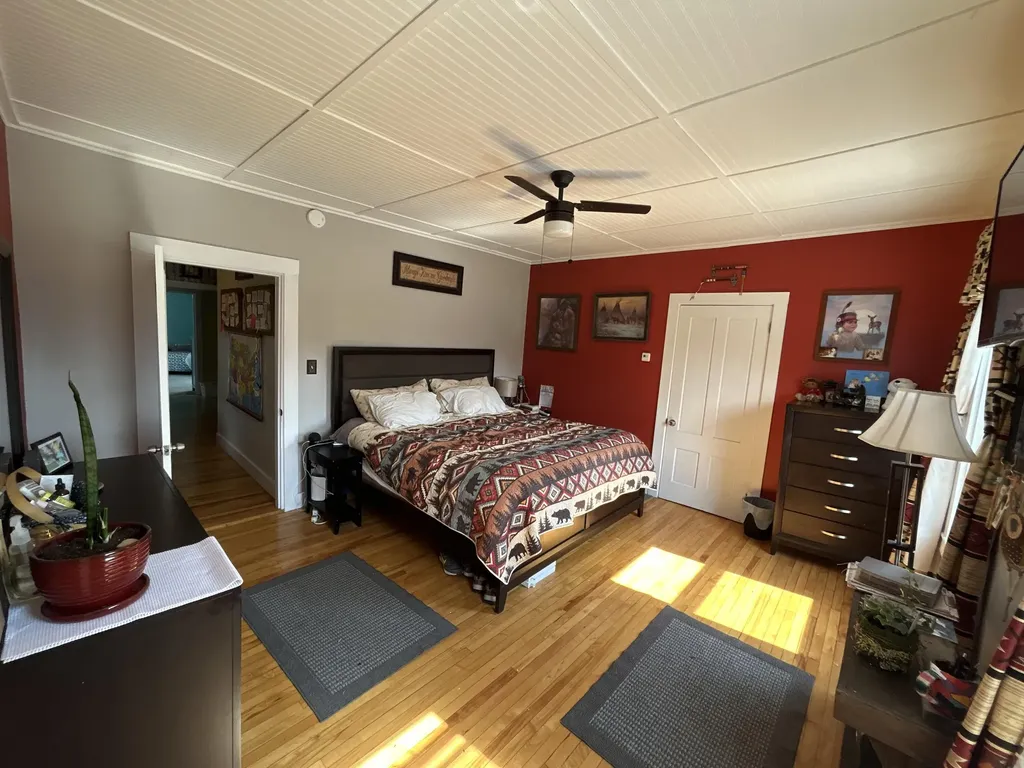 154 Cook Street Auburn ME 04210