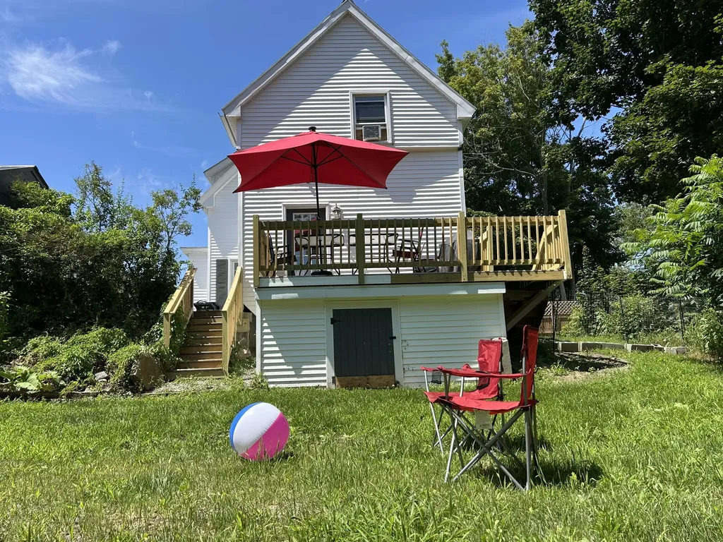154 Cook Street Auburn ME 04210